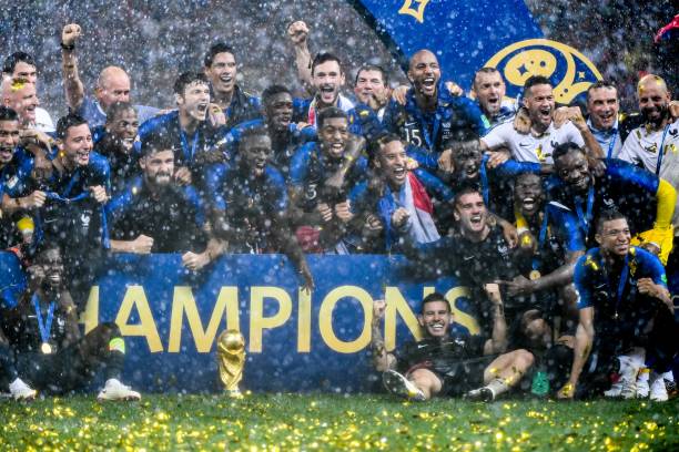 塔泽的即战 塔泽的即战